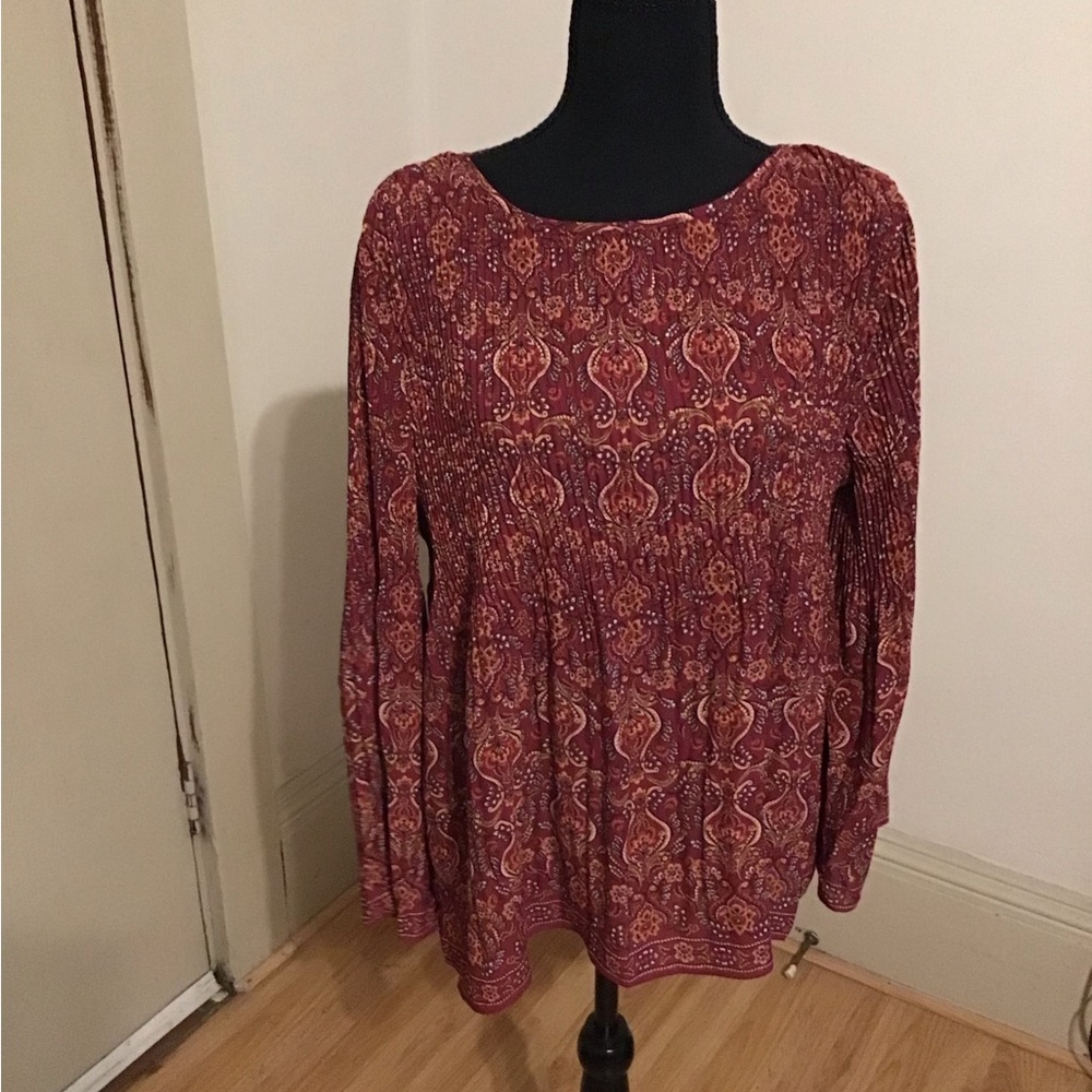 Elegant Burgundy Patterned Blouse